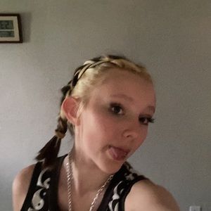 Meet your Posher, Zoe